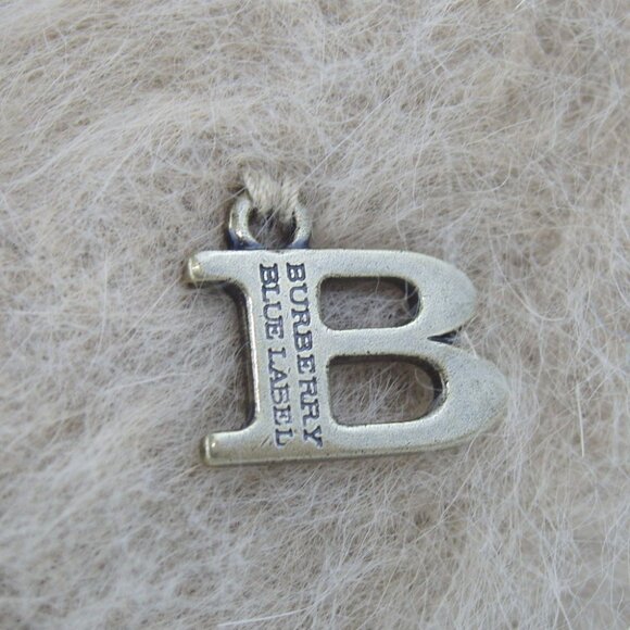 Authentic BURBERRY BLUE LABEL beret hat Angola/polyester [Used] - Picture 5 of 10